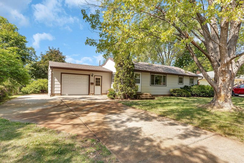 833 23rd Ave N, Saint Cloud, MN 56303