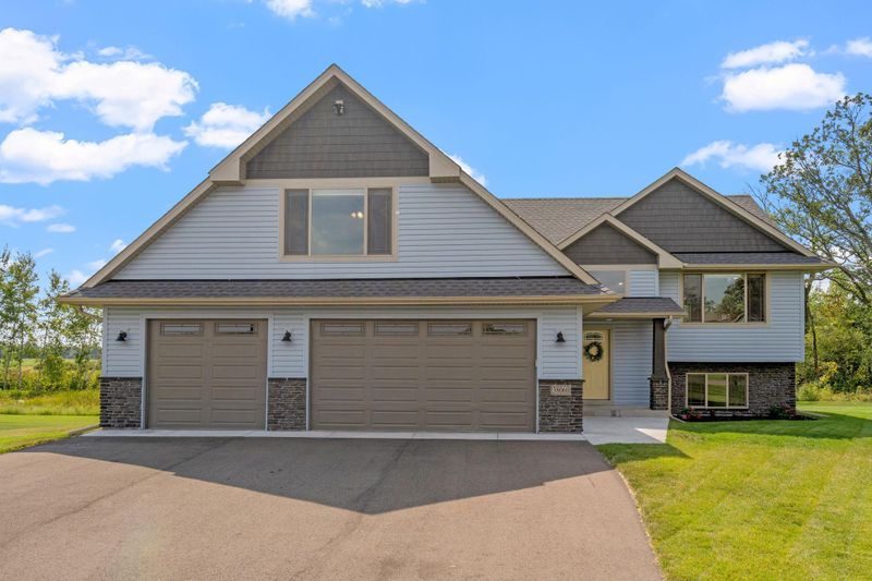 38060 Golden Oaks Trl, North Branch, MN 55056