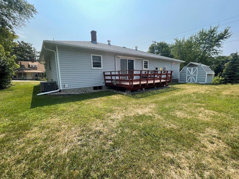 213 4th Ave SE, Pelican Rapids, MN 56572