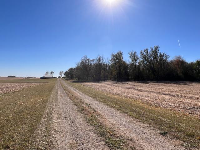 20460 250th St, Lucan, MN 56255