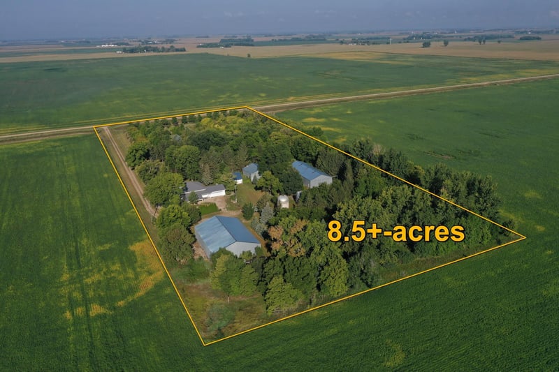 12445 180th St SE, Lake Lillian, MN 56253