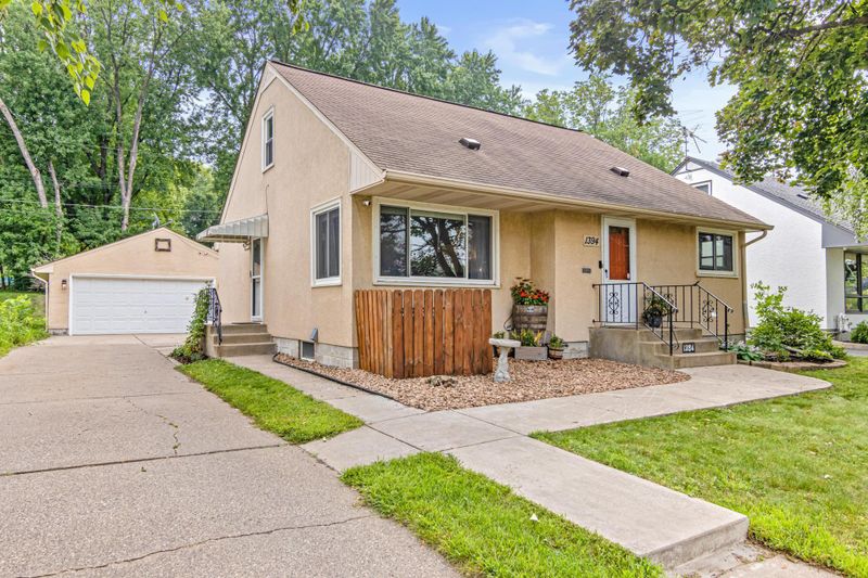 1394 Clarence St, Saint Paul, MN 55106