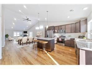 2850 NE Meadowview Ln, Owatonna, MN 55060