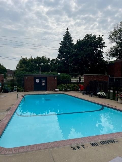 3525 37th Ave NE, Saint Anthony, MN 55421