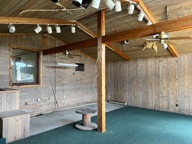 816 Minnesota Ave W, Walker, MN 56484