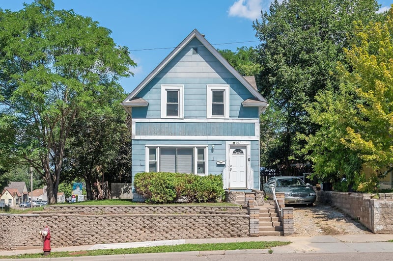 107 Annapolis St E, Saint Paul, MN 55118
