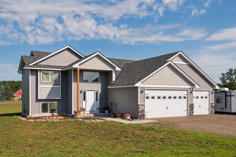 10866 305th Ave NW, Princeton, MN 55371