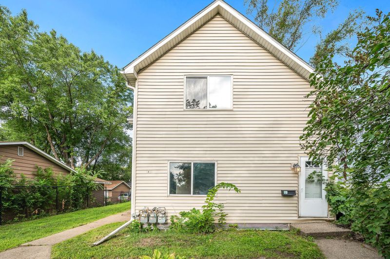 588 Cook Ave E, Saint Paul, MN 55130