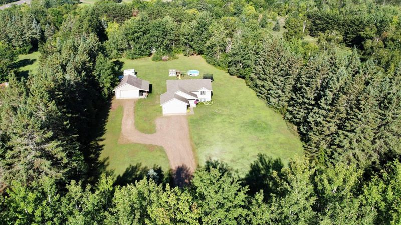 39161 Darling Ln, Hinckley, MN 55037