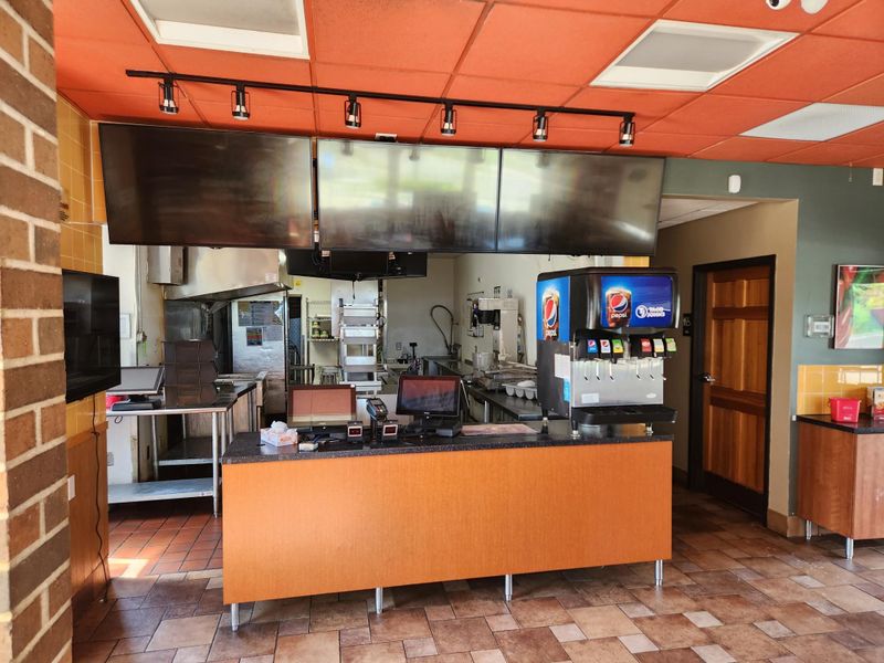 1431 4th St NW, Faribault, MN 55021