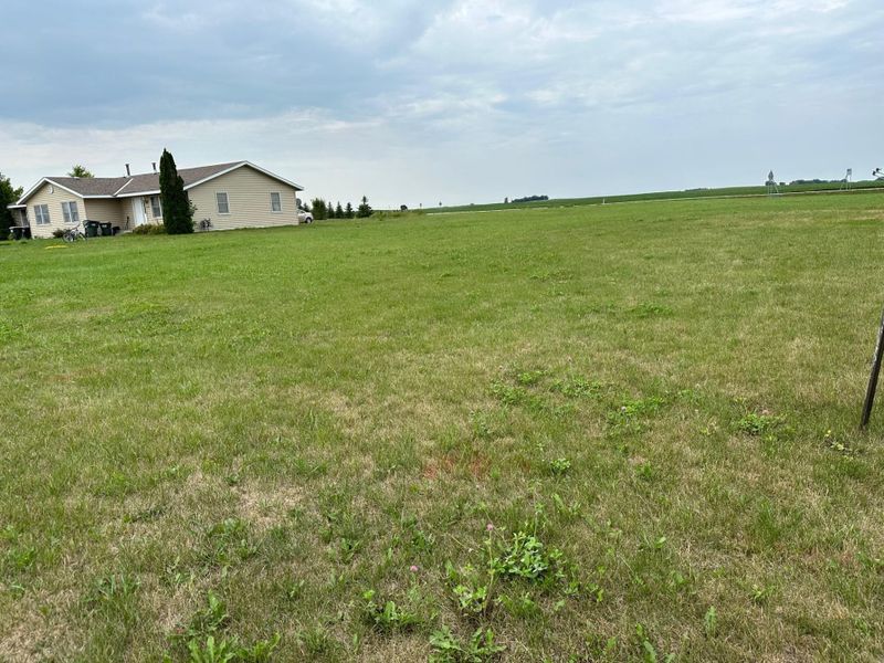 715 Maple Ln, Grove City, MN 56243