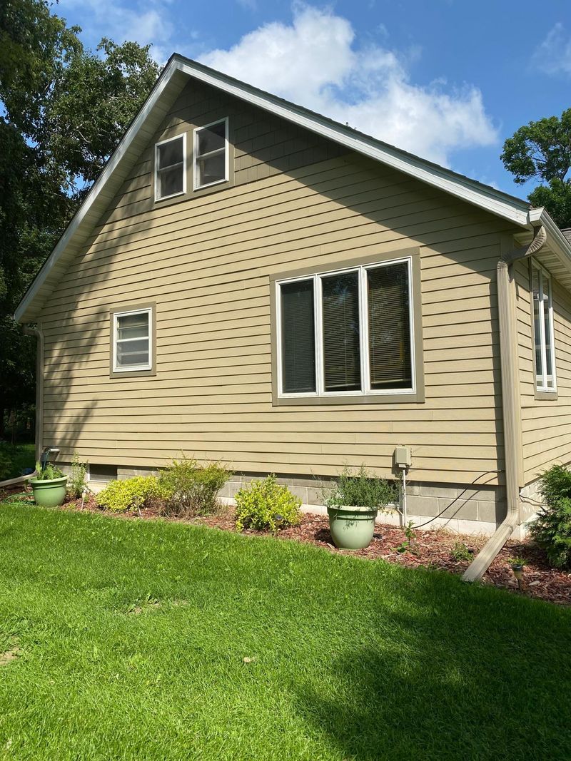 4420 15th St SW, Willmar, MN 56201