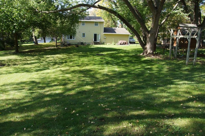 5131 Westmill Rd, Minnetonka, MN 55345