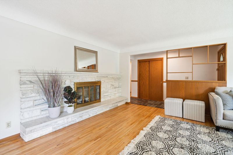 147 Craig Way NE, Fridley, MN 55432