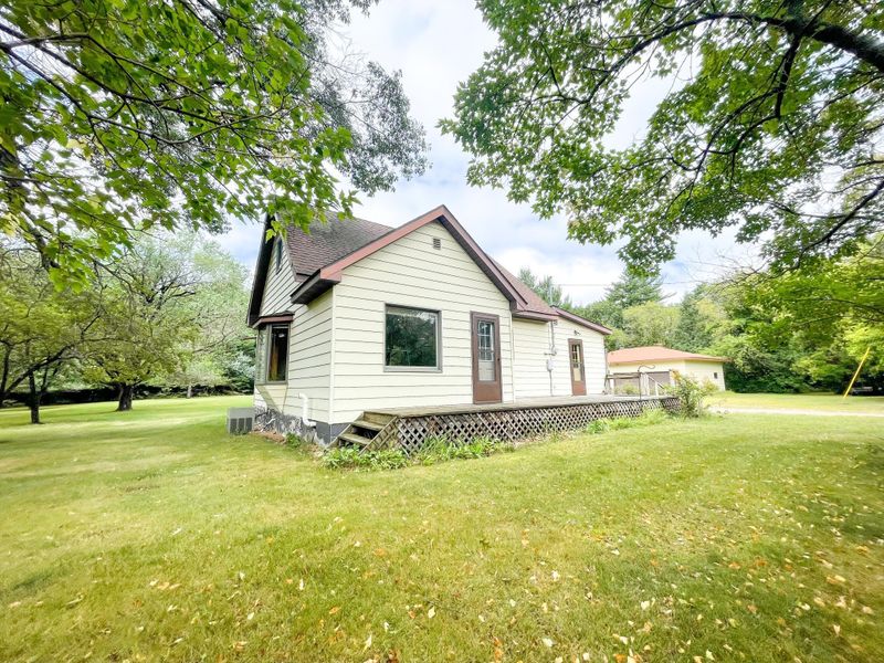 205 13th St NW, Little Falls, MN 56345