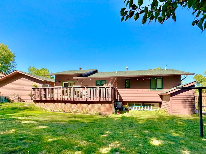1022 NE 5th Ave, Grand Rapids, MN 55744