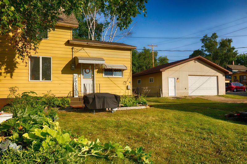 104 Indiana Ave W, Gilbert, MN 55741