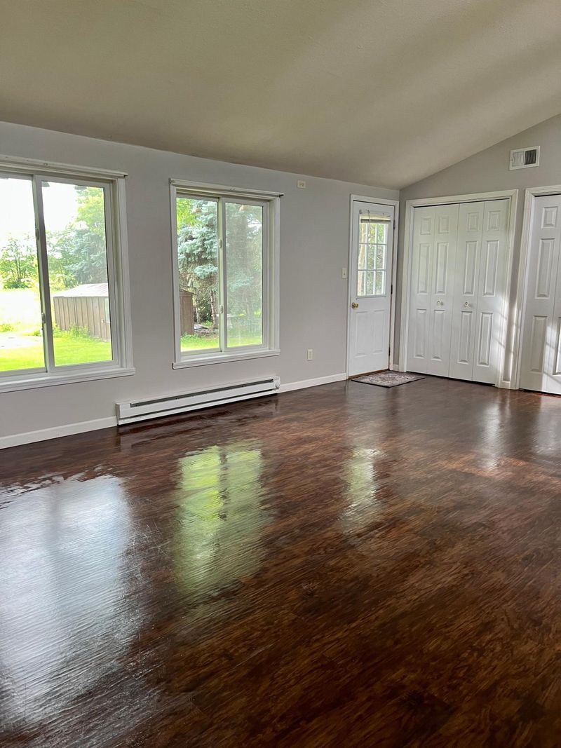 34 S Fuller Ave, Litchfield, MN 55355