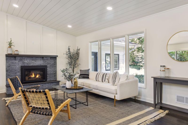 5705 Hawkes Ter, Edina, MN 55436