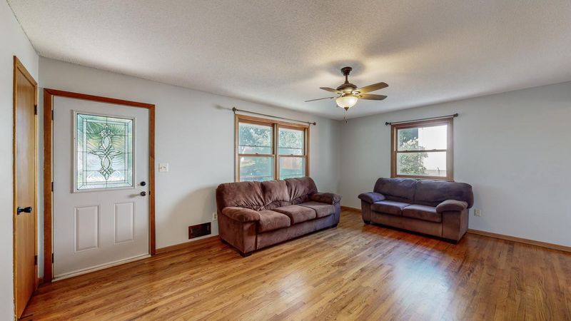 3817 6th St NW, Rochester, MN 55901