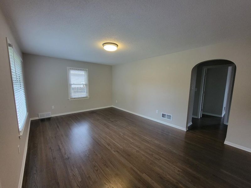 720 11th Ave NE, Rochester, MN 55906