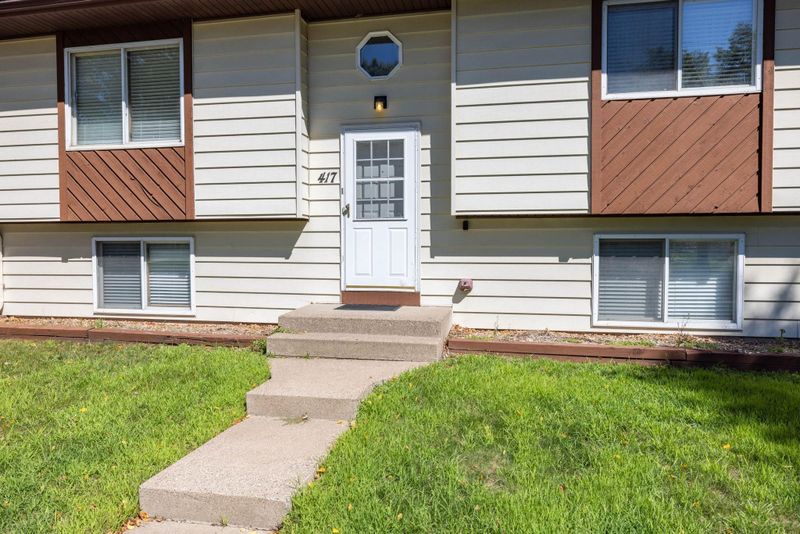 417 Arlington Ave W, Saint Paul, MN 55117