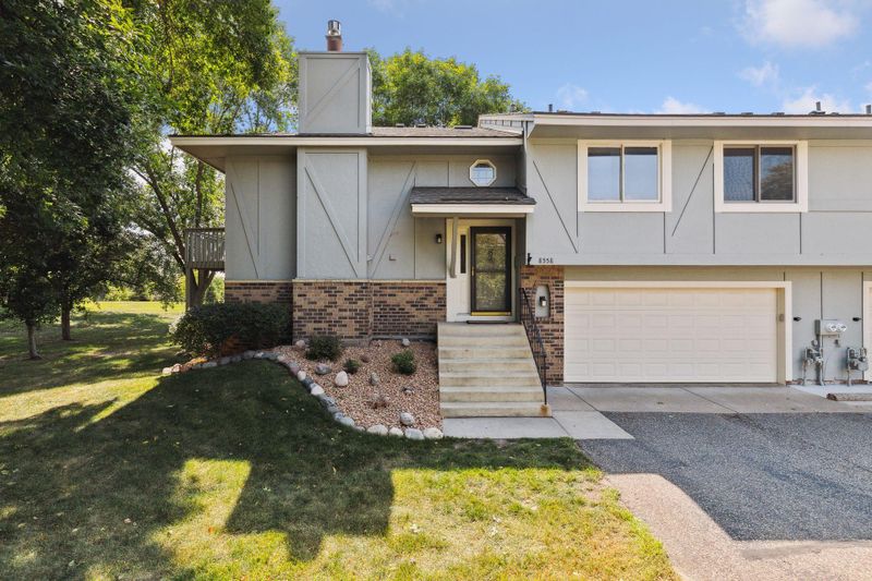 8558 Xenium Ln N, Maple Grove, MN 55369