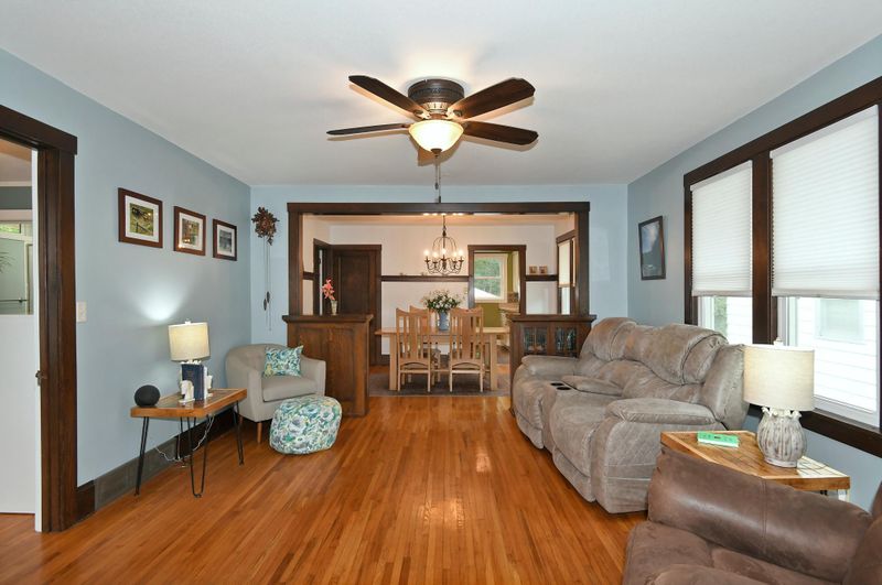 306 4th Ave NW, Waseca, MN 56093