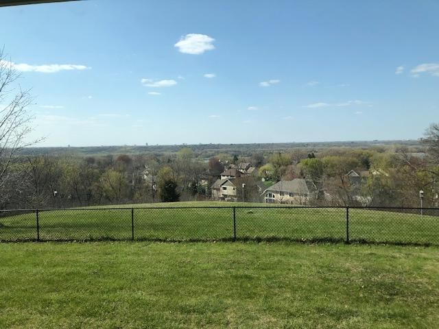 3320 Highway 13 E, Burnsville, MN 55337