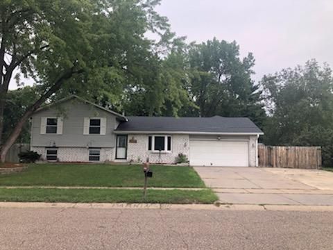 15345 Dresden Way, Apple Valley, MN 55124