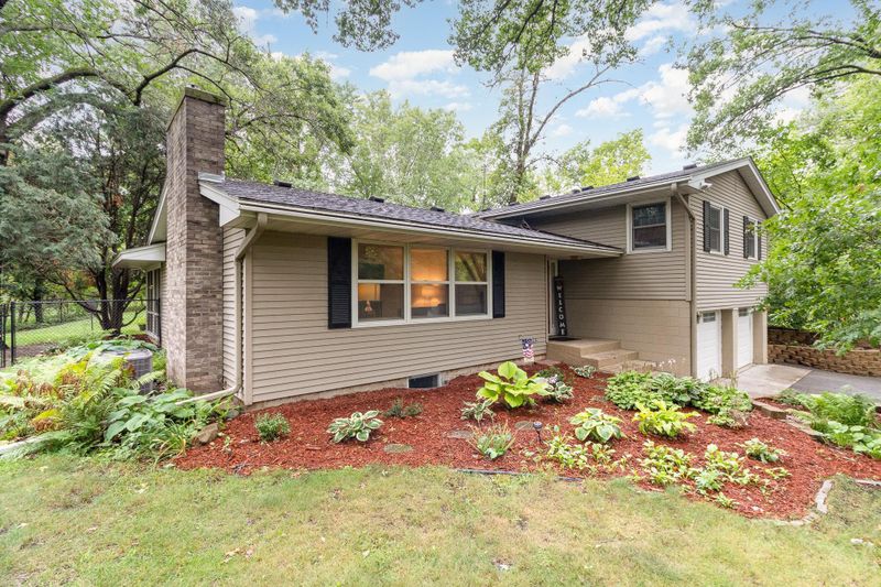 10670 Saint Croix Trl N, Stillwater, MN 55082