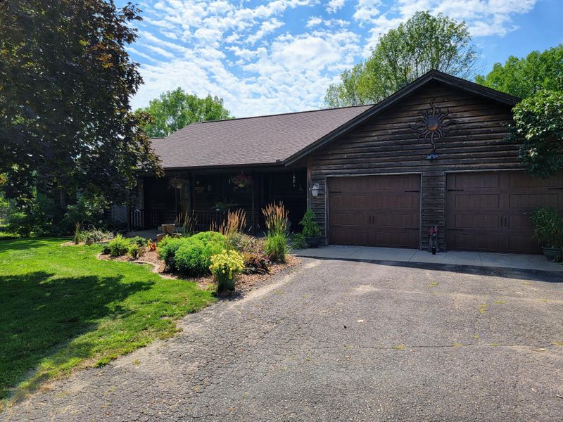 15825 Frame Ave, Hastings, MN 55033