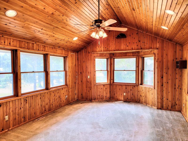 15825 Frame Ave, Hastings, MN 55033