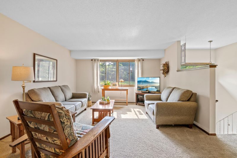 10612 Rich Rd, Bloomington, MN 55437