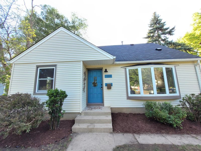 7100 Clinton Ave, Richfield, MN 55423