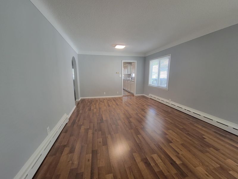 2033 Stillwater Ave E, Saint Paul, MN 55119