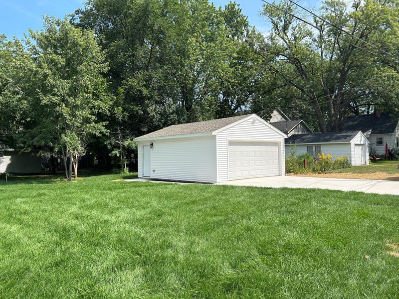 425 Jefferson Ave S, Edina, MN 55343