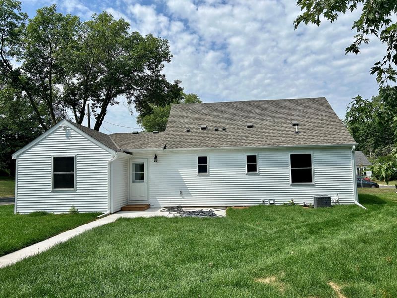 425 Jefferson Ave S, Edina, MN 55343
