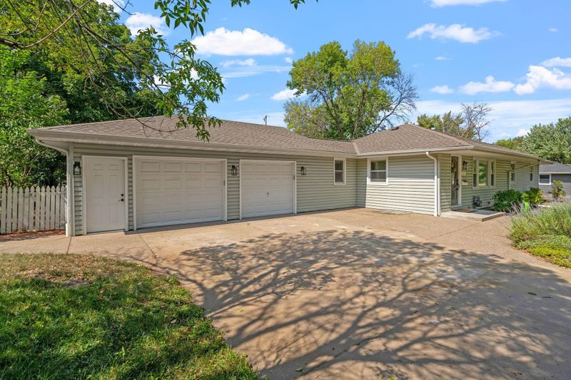 10716 Morris Ave S, Bloomington, MN 55437