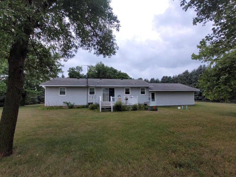 842 180th Ave, Woodstock, MN 56186