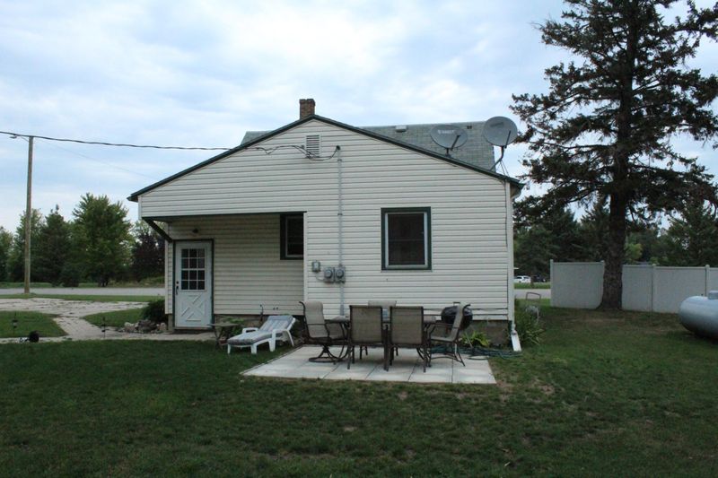 301 Linser St, Garfield, MN 56332