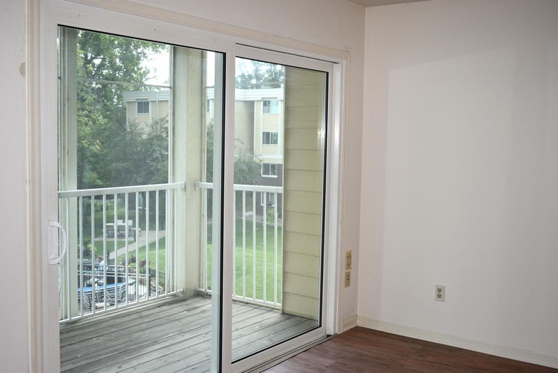 2400 Interlachen Rd #315, Spring Park, MN 55384