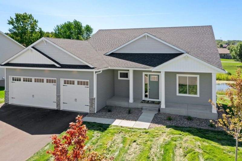 1205 Ivy Way, Faribault, MN 55021