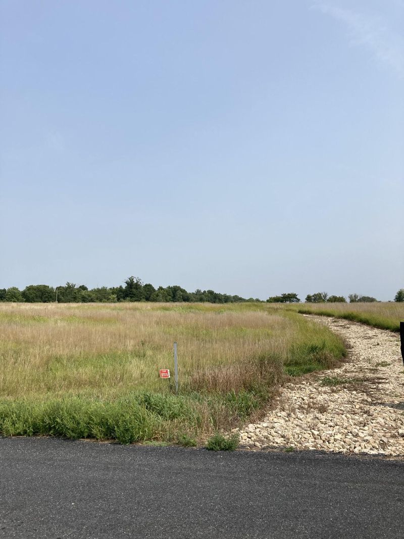 N7076 450th St, Beldenville, WI 54003