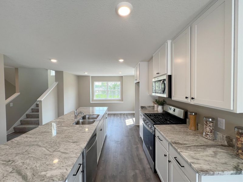 11166 Balsam Pointe Trl, Dayton, MN 55327