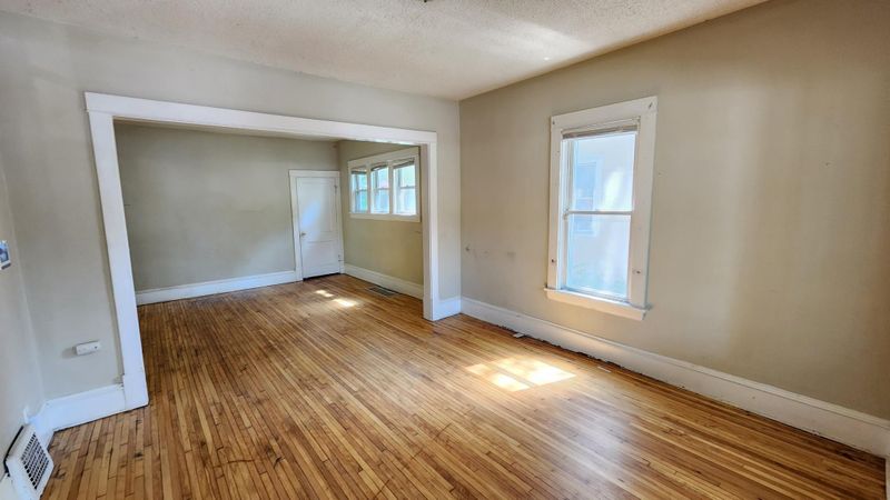 3454 Penn Ave N, Minneapolis, MN 55412