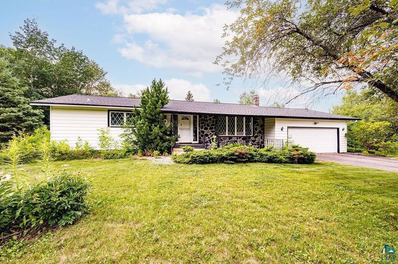 1801 Stanford Ave, Duluth, MN 55811