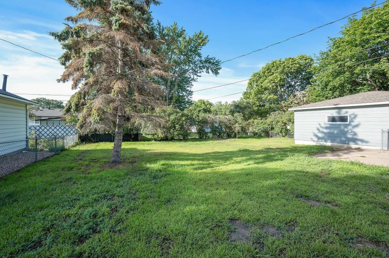 518 113th Ave NW, Coon Rapids, MN 55448