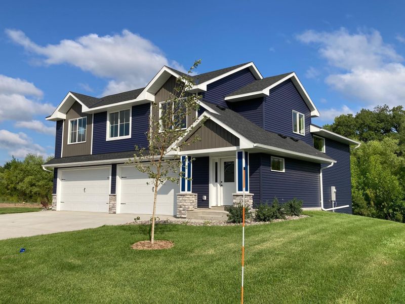 2514 Jewel St, Saint Augusta, MN 56301