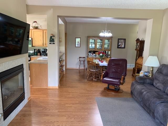 462 Hayes Dr #70, Hastings, MN 55033
